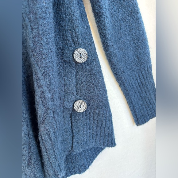 ANTHROPOLOGIE ANGEL OF THE NORTH Wool Sweater Cable Knit Cowl Neck Blue Large - Picture 8 of 16